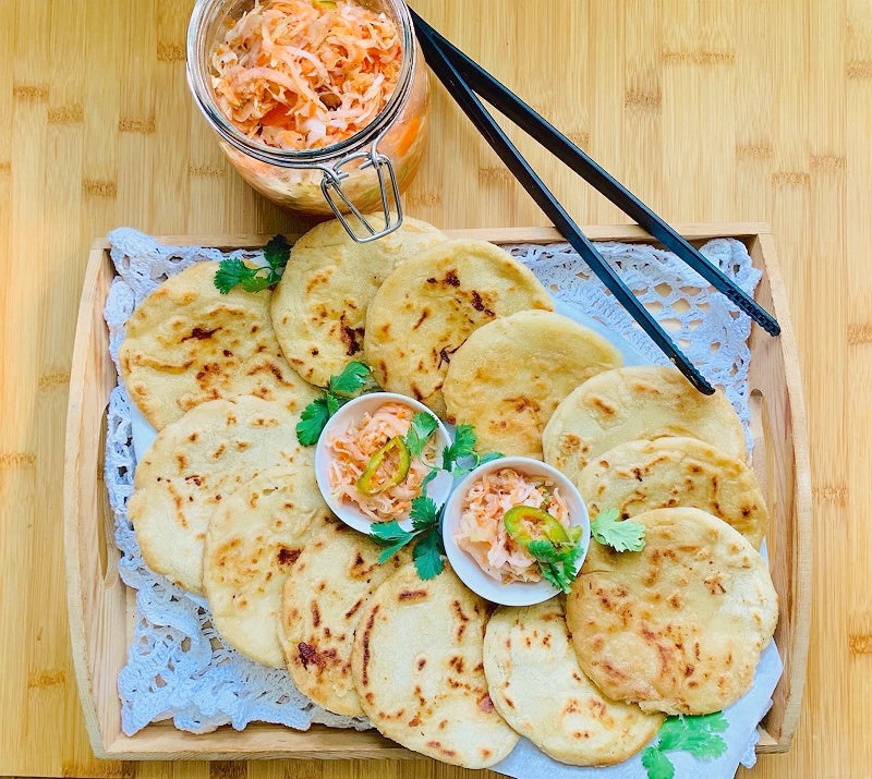 Tray of 12 Pupusas