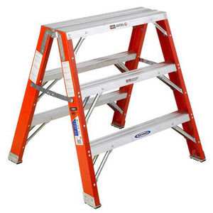 Werner 3 ft. H Fiberglass Platform Ladder Type IA 300 lb. capacity