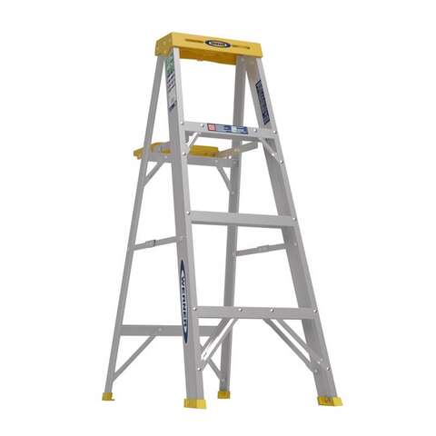 Werner 4 ft. H Aluminum Step Ladder Type II 225 lb. capacity