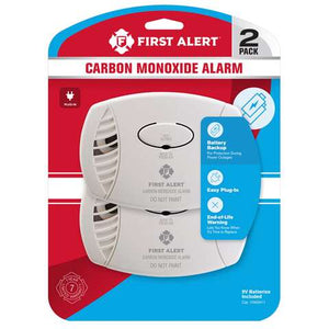 First Alert Plug-In w/Battery Back-up Electrochemical Carbon Monoxide Detector